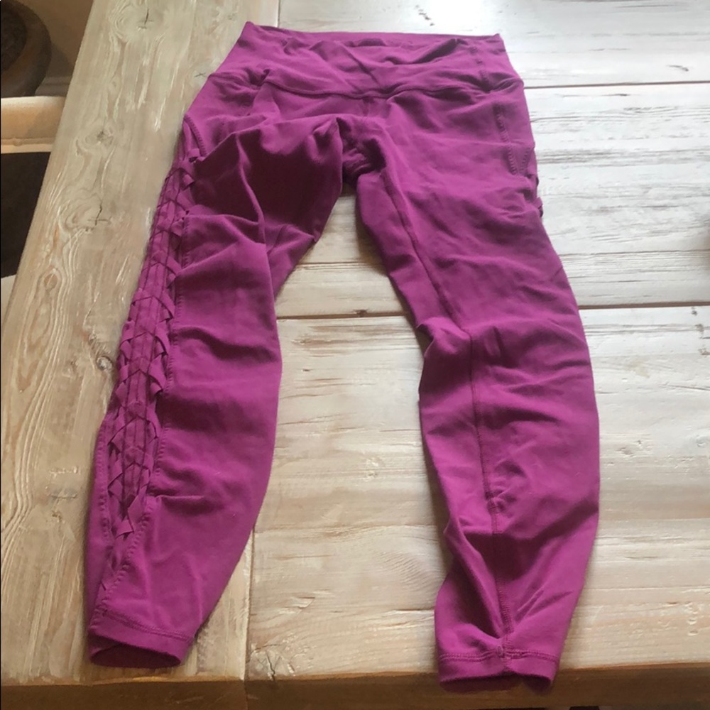Lululemon high waisted size 6